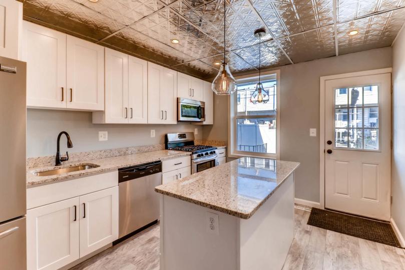 317 S Lehigh St Baltimore MD-large-010-11-Kitchen-1500x1000-72dpi